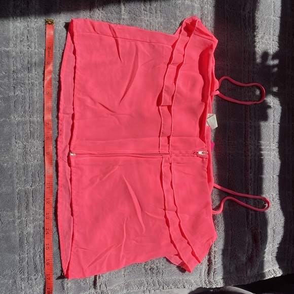 Neon pink zipper on back crop top sheer - Picture 4 of 4